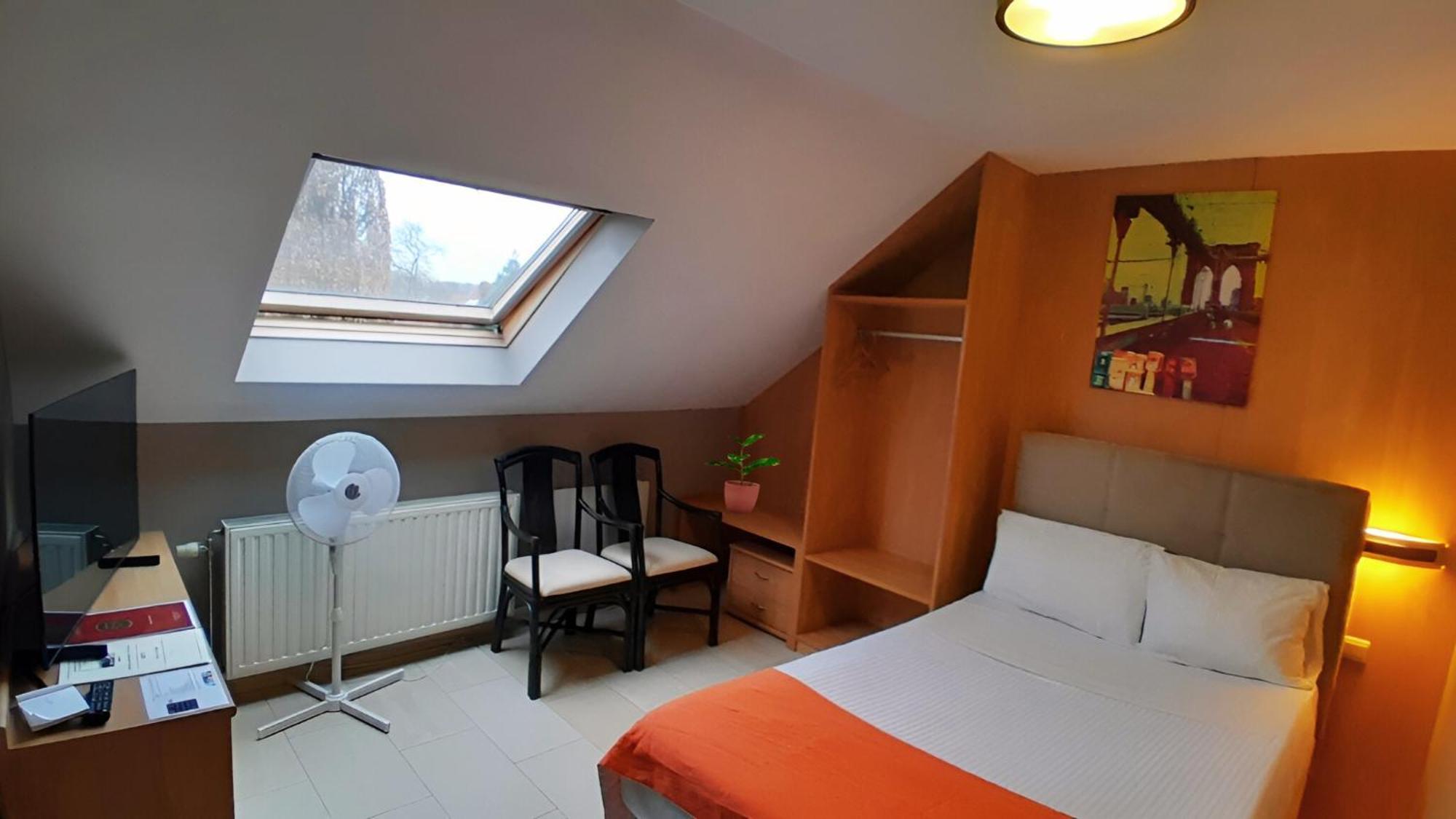 Hotel Taormina Brussels Airport Zaventem Esterno foto