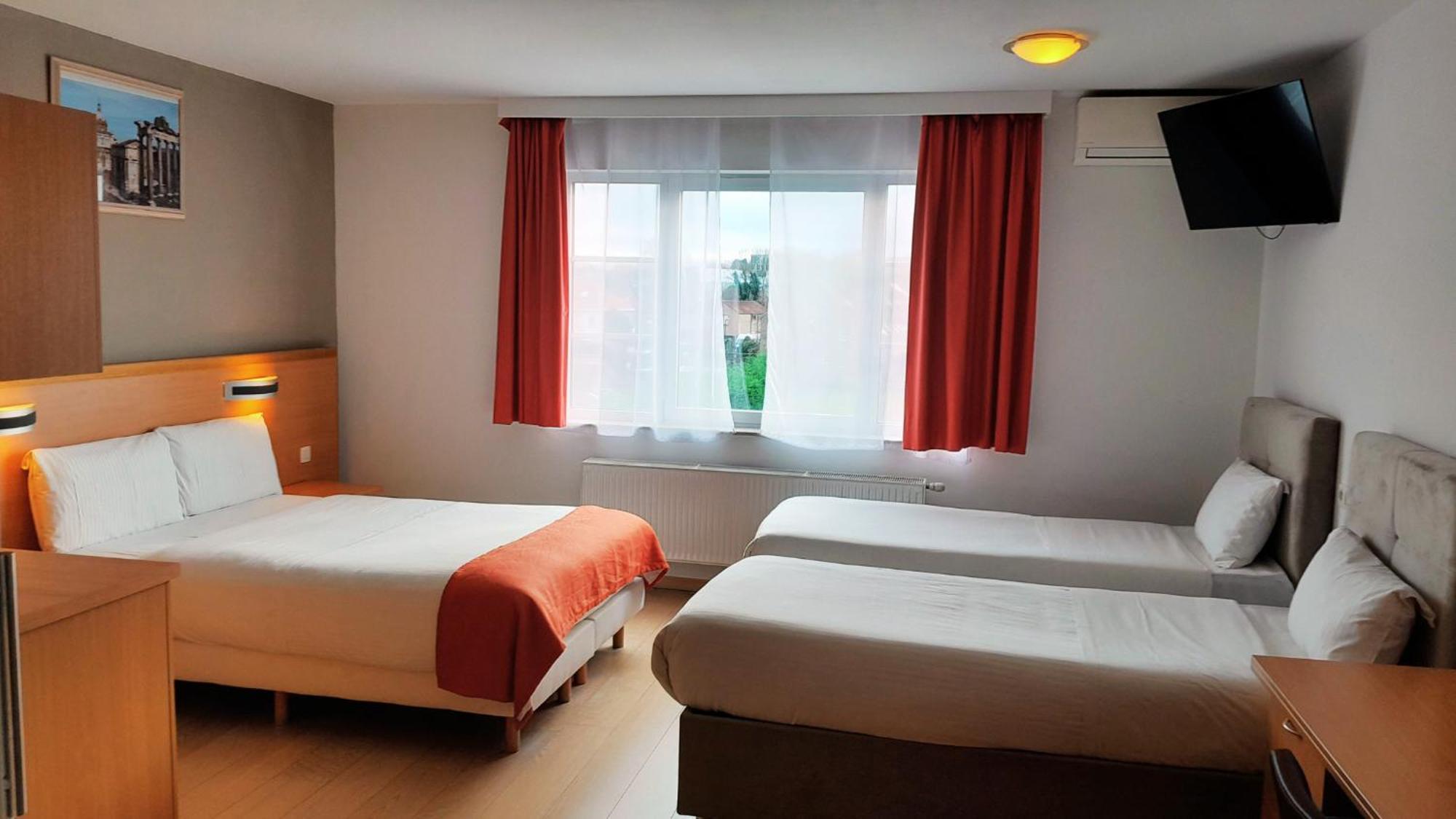 Hotel Taormina Brussels Airport Zaventem Esterno foto